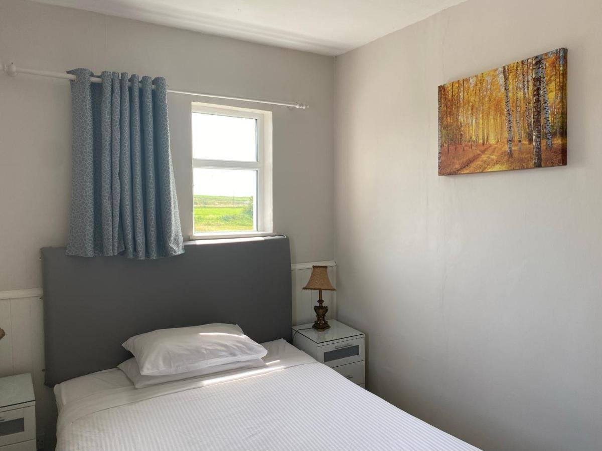 Quilty Clonmore Lodge B&B מראה חיצוני תמונה