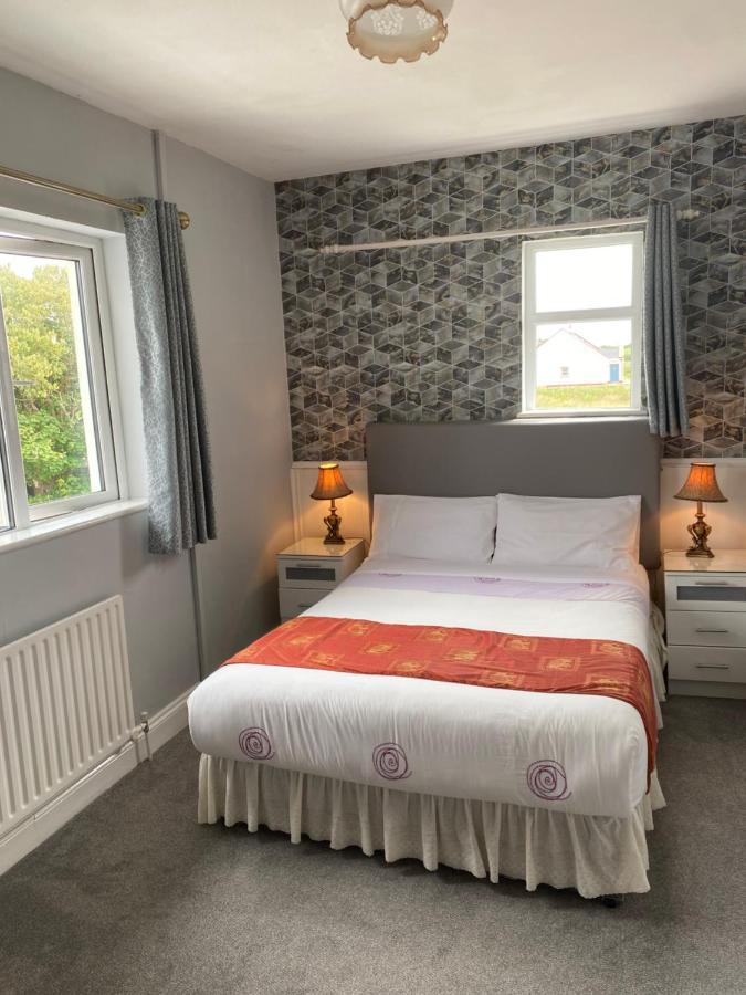 Quilty Clonmore Lodge B&B מראה חיצוני תמונה