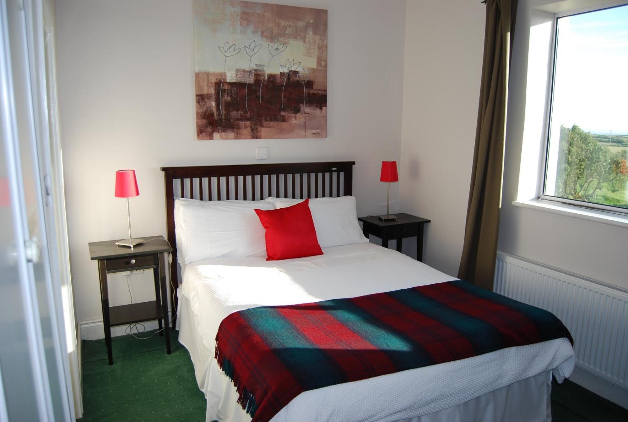 Quilty Clonmore Lodge B&B מראה חיצוני תמונה