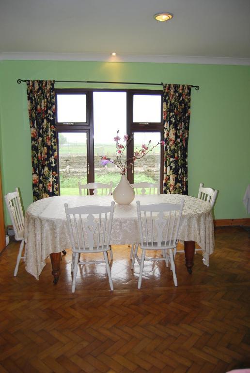 Quilty Clonmore Lodge B&B מראה חיצוני תמונה